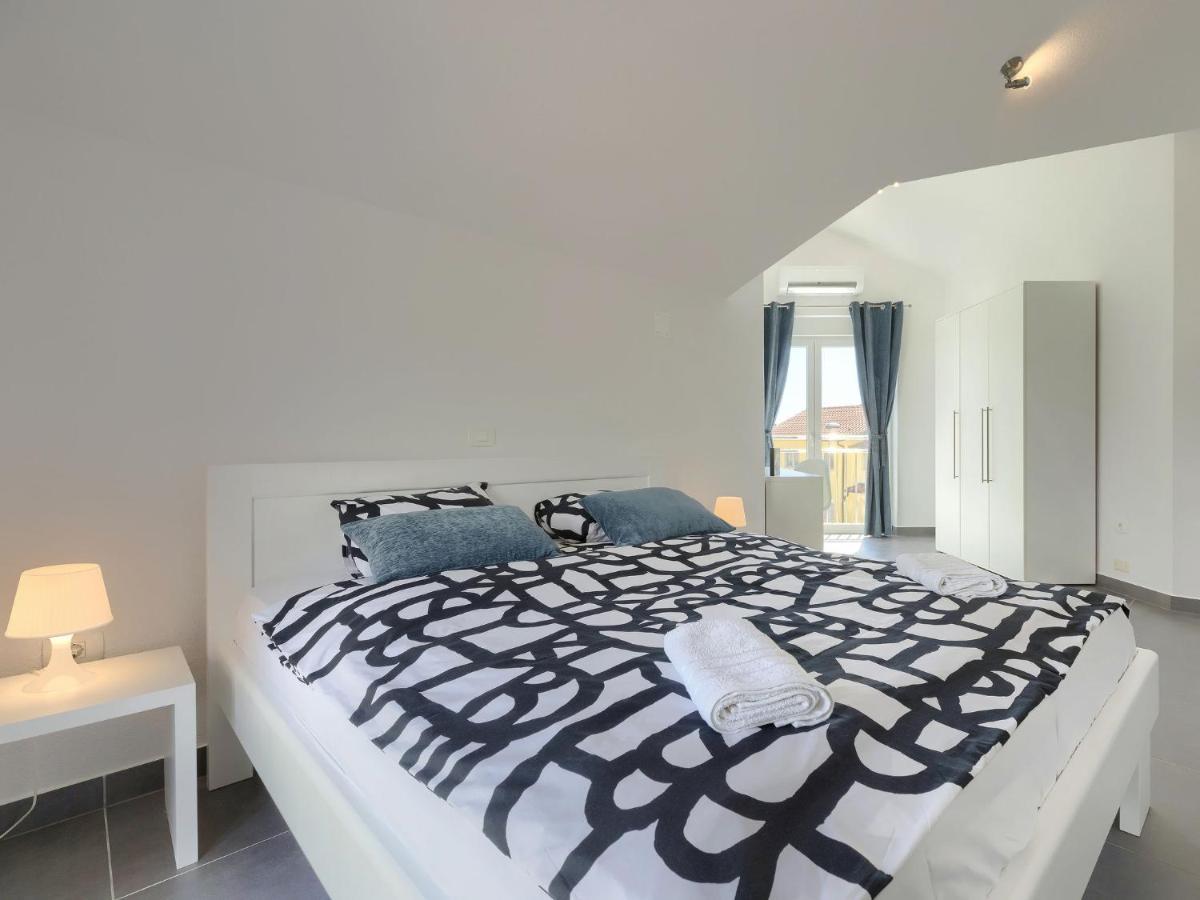 Holiday Home Villa Gocci By Interhome Kmeti Exterior foto